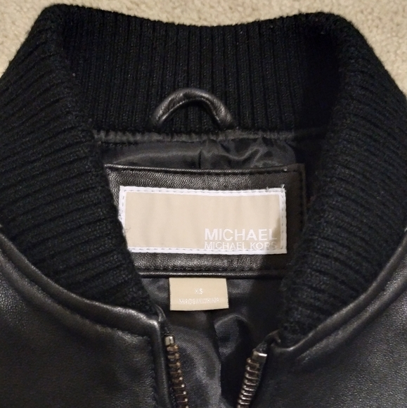 Michael Kors genuine leather jacket XS - Picture 2 of 10